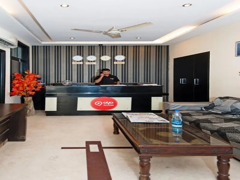 Hotell Oyo Premium South City I Gurgaon